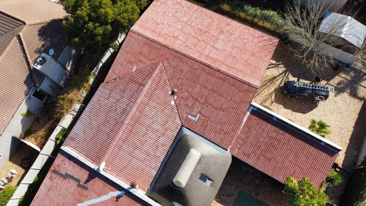Blog - Your Best Local Roofing Service Common Mistakes to Avoid When Removing Waterproofing